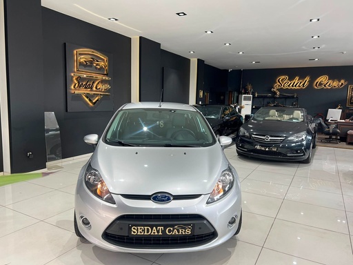 FORD FIESTA 1.3 BENZINE